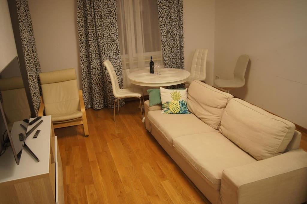 Appartement Cichy, Nowoczesny, Komfortowy Przy Galerii Mokotow à Varsovie Extérieur photo