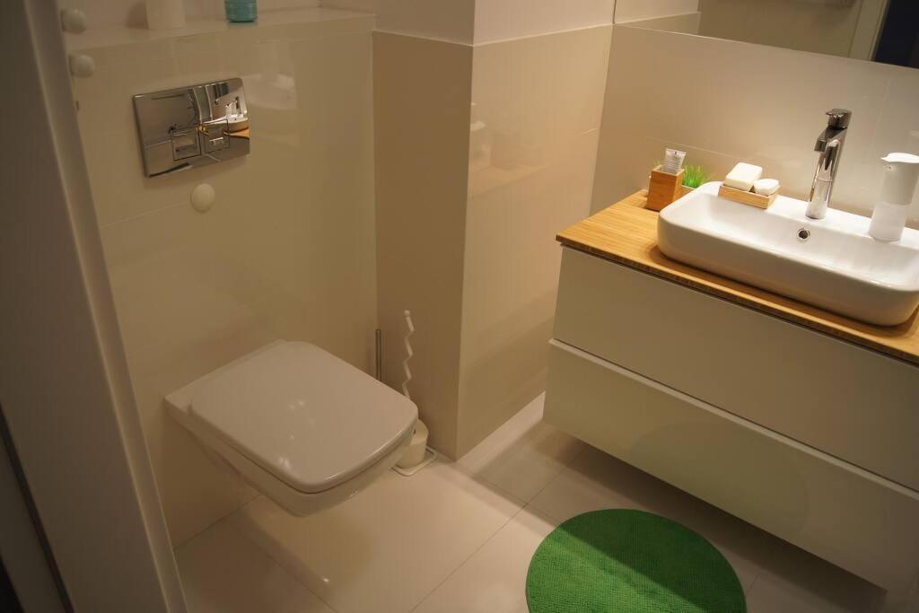 Appartement Cichy, Nowoczesny, Komfortowy Przy Galerii Mokotow à Varsovie Extérieur photo